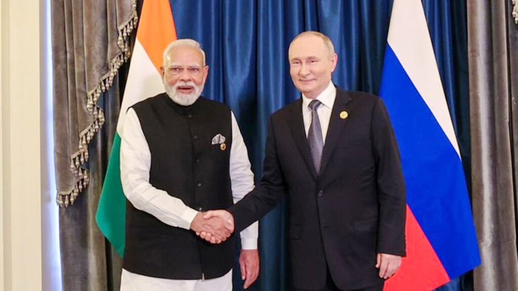 Ο Βλαντιμίρ Πούτιν έφθασε στην Ινδία όπου θα έχει συνομιλίες με τον πρωθυπουργό Μόντι