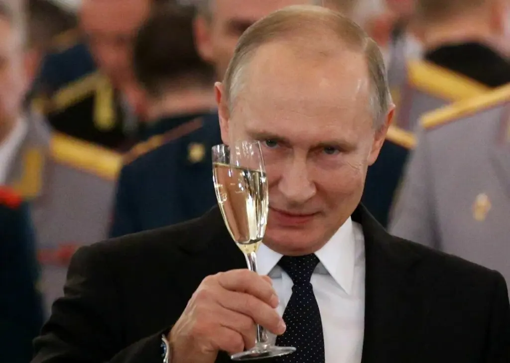 Πούτιν: «Γουρούνια της Ευρώπης ήθελαν να πανηγυρίσουν την κατάρρευση της Ρωσίας»