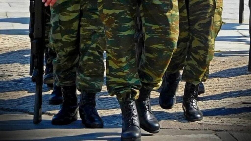 Ούτε ευρώ αποζημίωση δεν πήραν οι Στρατιωτικοί Στρατού Ξηράς που μετατέθηκαν