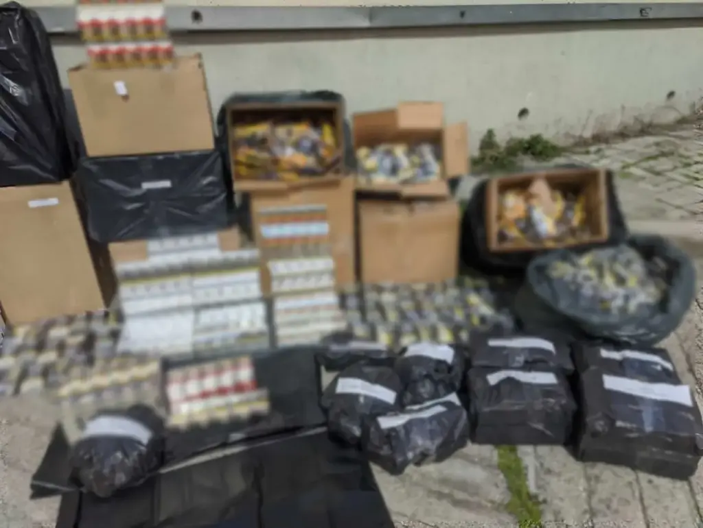 Εξαρθρώθηκαν δύο κυκλώματα παράνομης διακίνησης καπνικών προϊόντων σε περιοχές της Θεσσαλονίκης και της Αττικής