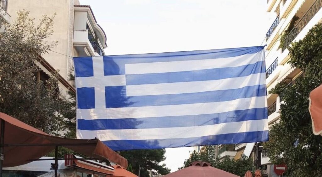 “Δεν πάει άλλο” – Επ’ αόριστον πανελλαδικό «λουκέτο» από σήμερα στις λαϊκές αγορές