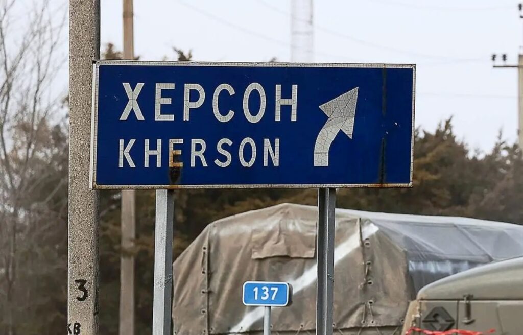 Τουλάχιστον 24 νεκροί σε ουκρανικό πλήγμα με drone εναντίον της Χερσώνας