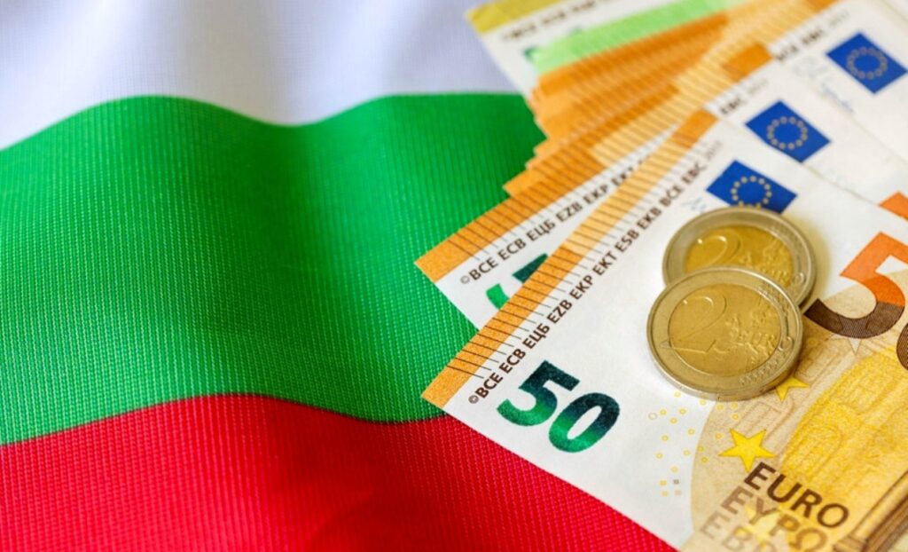 H Βουλγαρία υιοθέτησε το ευρώ σχεδόν 20 χρόνια μετά την ένταξή της στην ΕΕ