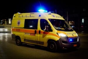 Φρικτό τροχαίο στην Βαρυμπόμπη: Απανθρακώθηκε οδηγός
