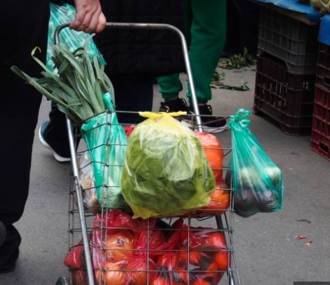 Λαϊκές αγορές: Πανελλαδική απεργία διαρκείας από 7 Ιανουαρίου