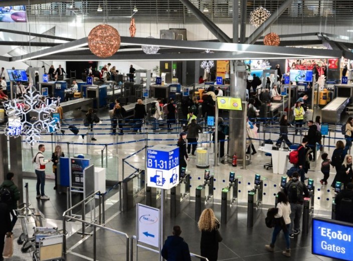 Παραιτήθηκε ο διοικητής της ΥΠΑ μετά το μπλακ άουτ στα Ελληνικά αεροδρόμια