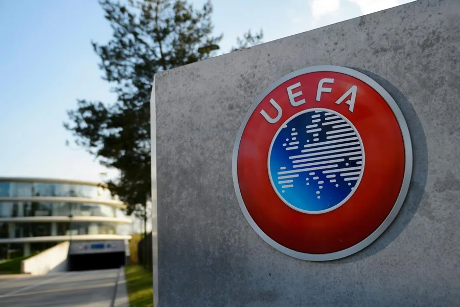 UEFA: Σκέφτεται τη δημιουργία ενός δικού της Μουντιάλ
