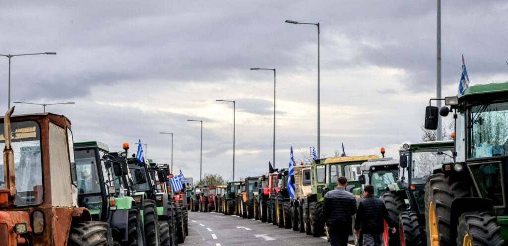 Αγροτικές κινητοποιήσεις: Ανοιχτοί δρόμοι στη Βόρεια Ελλάδα εν όψει της πανελλαδικής σύσκεψης την Κυριακή στα Μάλγαρα