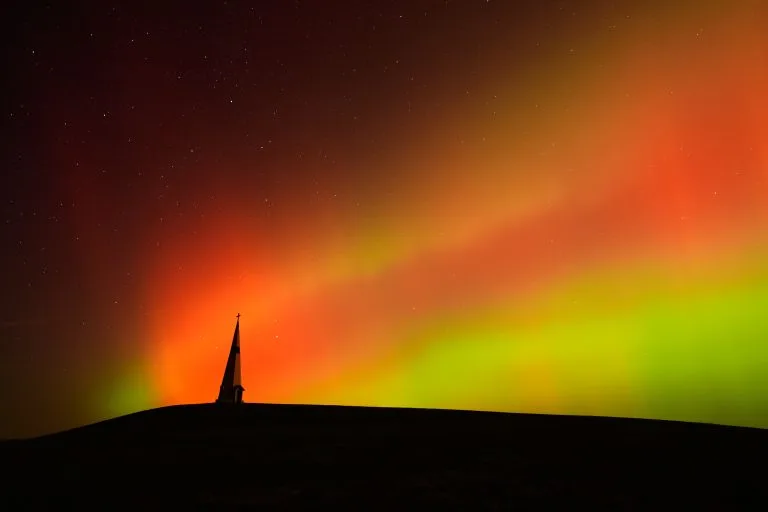 Νέα ηλιακή καταιγίδα χτυπάει τη Γη
