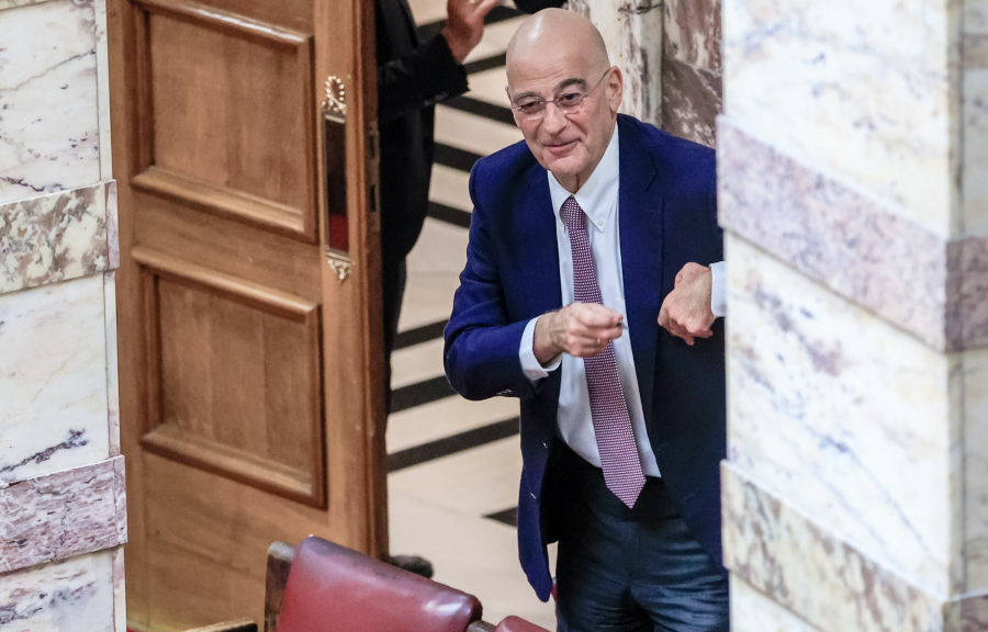 Δένδιας: Τροπολογία ΣΟΚ για στρατιωτικούς