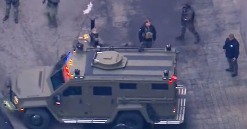 Στο ομοσπονδιακό δικαστήριο του Μανχάταν για την απαγγελία κατηγοριών ο Μαδούρο και σύζυγος του