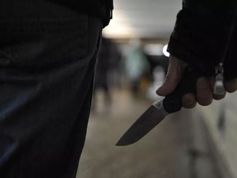 Πύργος: 50χρονος επιτέθηκε στην σύζυγό του με μαχαίρι και απειλούσε να αυτοκτονήσει