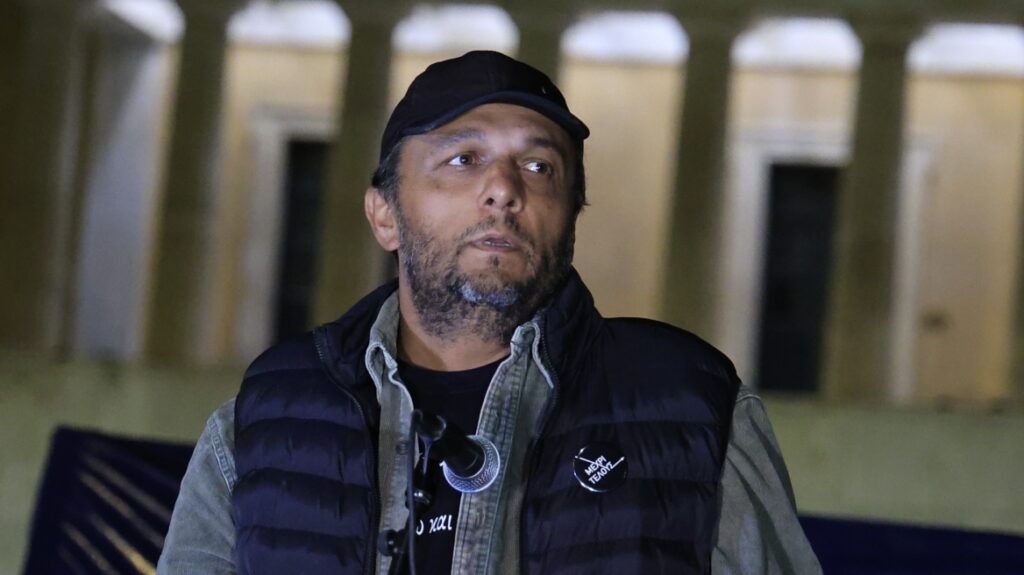 Πάνος Ρούτσι: «Η Καρυστιανού να παραιτηθεί από πρόεδρος του συλλόγου για τα Τέμπη»