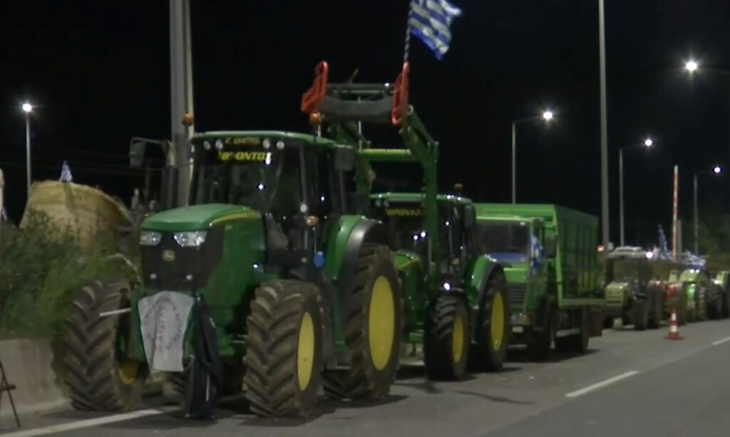 Σκληραίνουν την στάση τους και οι αγρότες της Αχαΐας: «Πόρτα» στο Μαξίμου