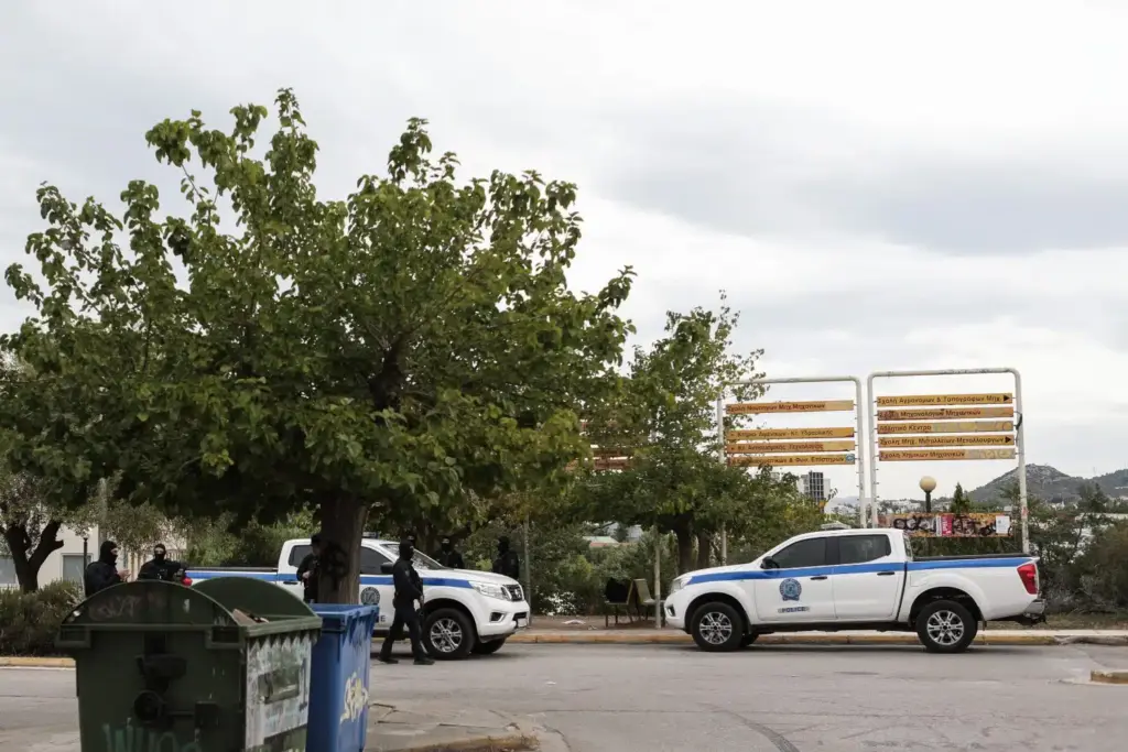 Αστυνομική επιχείρηση στην Πανεπιστημιούπολη Ζωγράφου για σπείρα διακίνησης ναρκωτικών – 4 συλλήψεις