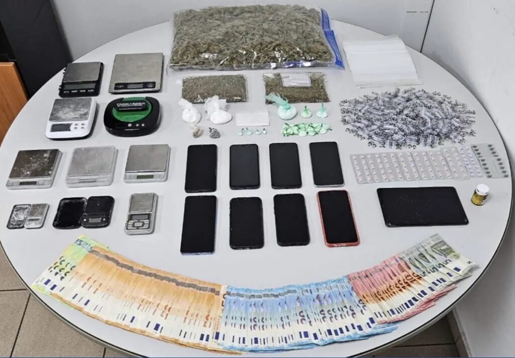 Θεσσαλονίκη: Εξαρθρώθηκε εγκληματική οργάνωση διακίνησης ναρκωτικών – 7 συλλήψεις, ανάμεσά τους και ο «αρχηγός»
