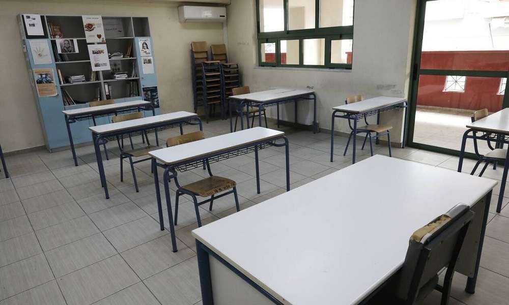 Ηγουμενίτσα: Μαθήματα υπό «αδιανόητες συνθήκες» σε δημοτικό σχολείο – Τι καταγγέλλουν οι γονείς