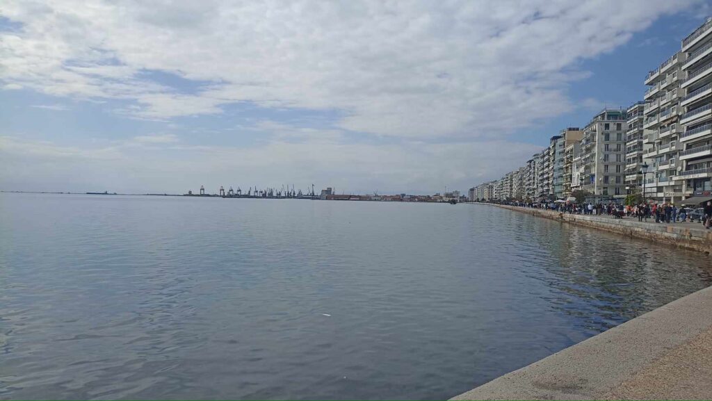 Καιρός: Μίνι καλοκαίρι με υψηλές θερμοκρασίες