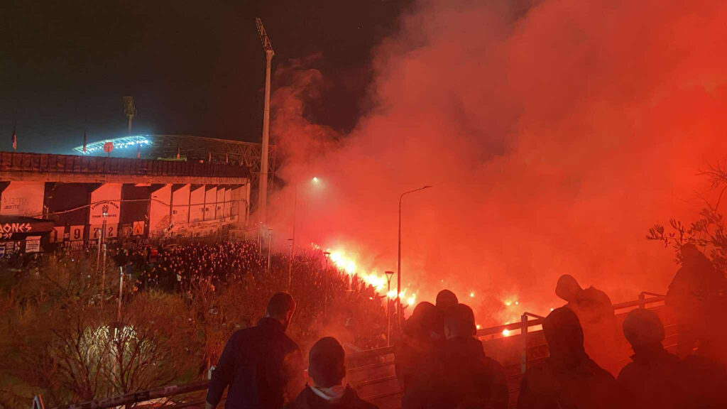 Στην Τούμπα για τελευταία φορά οι 7 αδικοχαμένοι φίλοι του ΠΑΟΚ – Συγκλονιστική η παρουσία του κόσμου