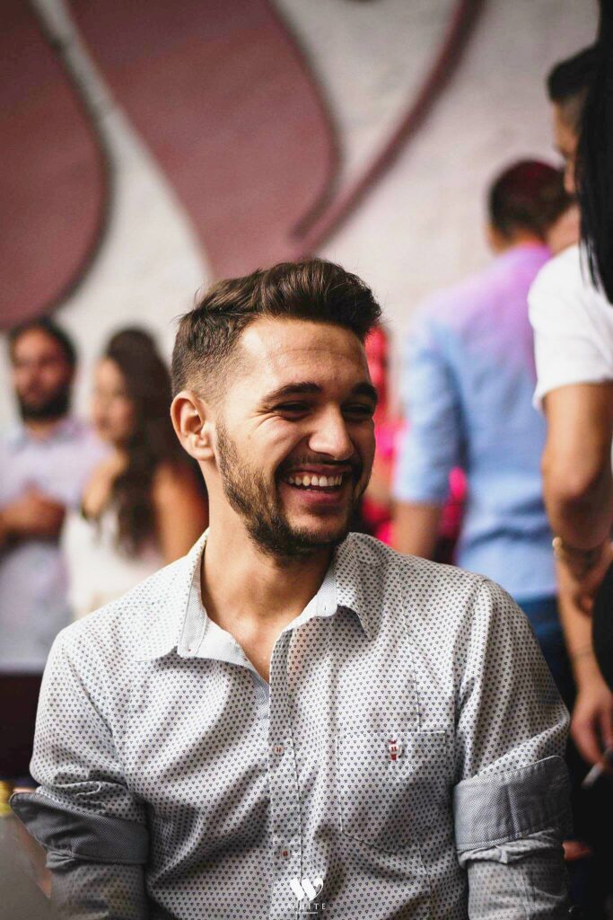 Σοκ από τον ξαφνικό θάνατο 27χρονου δασκάλου