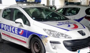 15χρονος μαθητής μαχαίρωσε μέσα στην τάξη, την ώρα του μαθήματος, 60χρονη καθηγήτρια στη Γαλλία