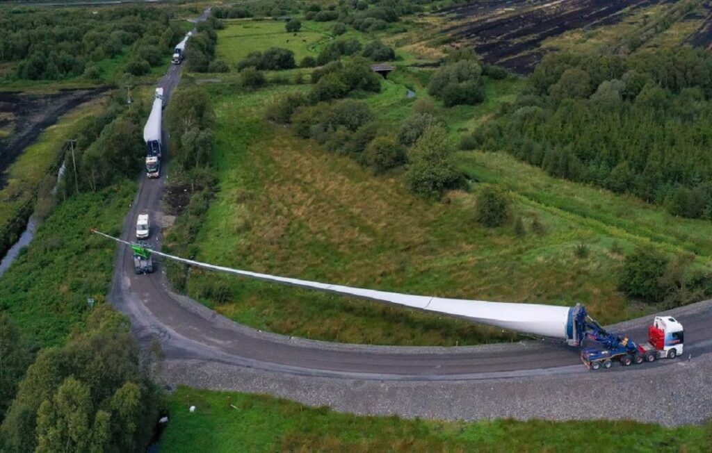 Θεσσαλονίκη: Νύχτα μεταφέρουν την πράσινη… ανάπτυξη – ΒΙΝΤΕΟ