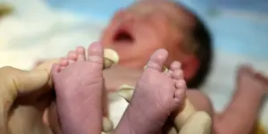 Το 2025 οι λιγότερες γεννήσεις στην Ιστορία της Νεωτέρας Ελλάδος
