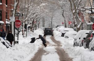 Ιστορικός χιονιάς πάγωσε τις βορειοανατολικές ΗΠΑ