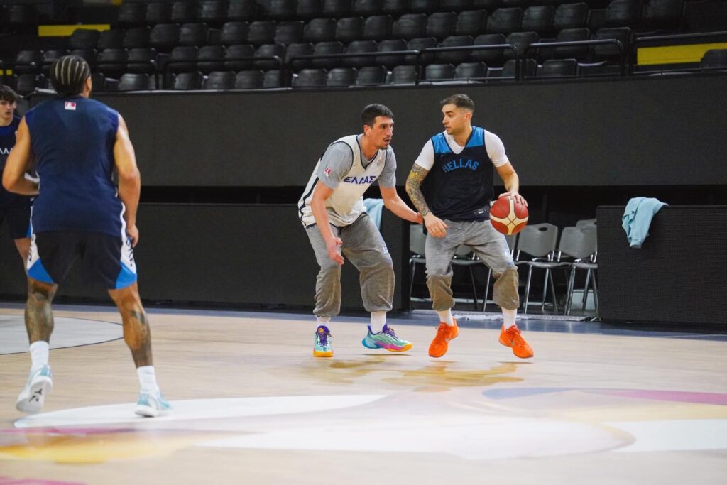 Εθνική ομάδα: Παρόντες Γιαννούλης Λαρεντζάκης και Βασίλης Τολιόπουλος