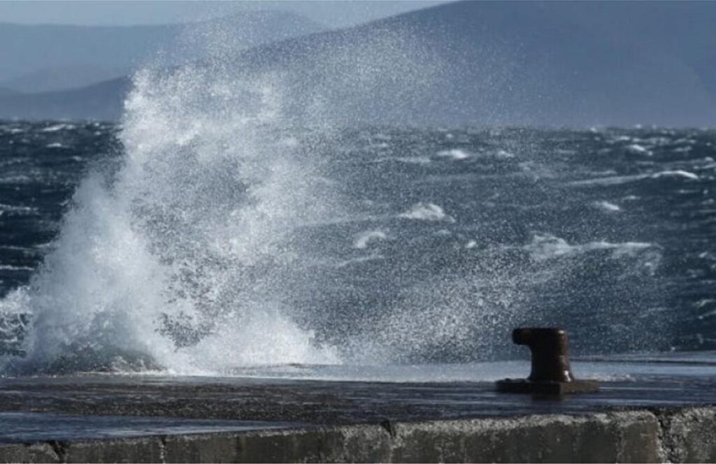 Χωρίς τρόφιμα οι κάτοικοι της Γαύδου – Αποκλεισμένο το νησί λόγω θαλασσοταραχής