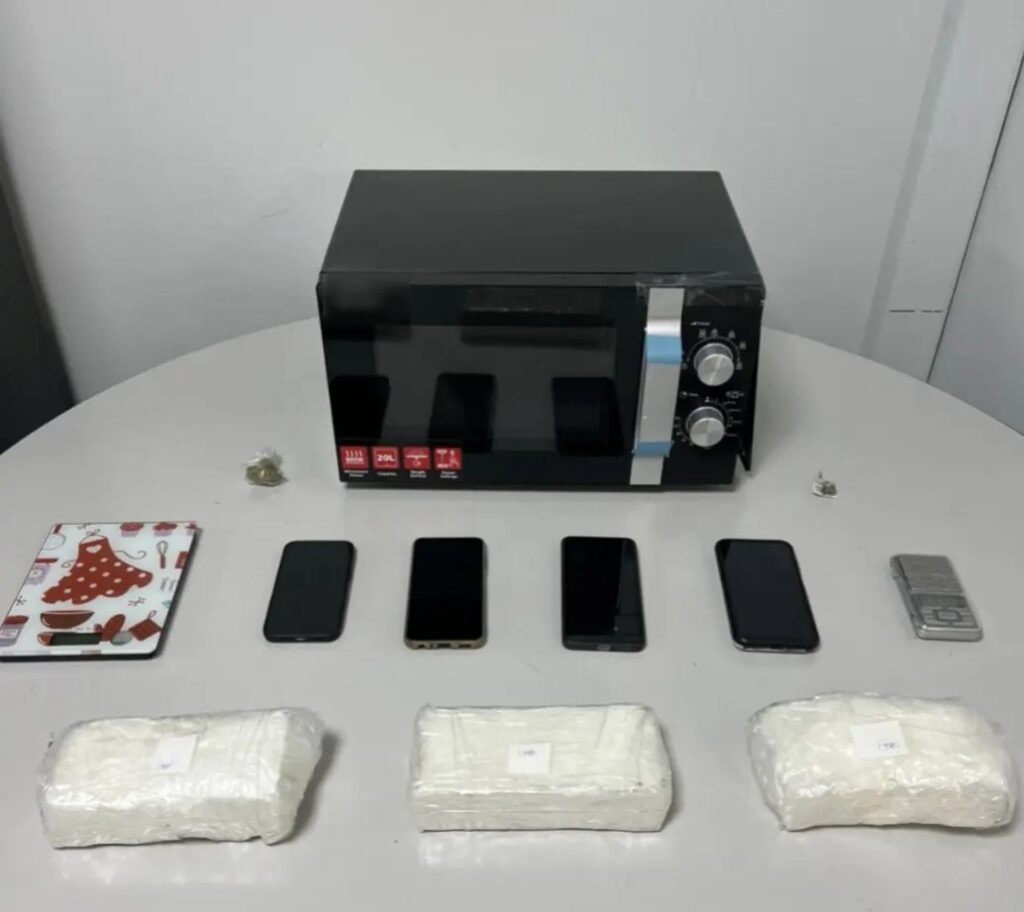 Θεσσαλονίκη: Εξαρθρώθηκε διεθνές κύκλωμα ναρκωτικών – Τα έκρυβαν σε φούρνο μικροκυμάτων