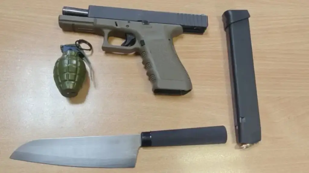 Μοσχάτο: Σύλληψη 33χρονου με οπλισμό και μεγάλο χρηματικό ποσό στο όχημά του