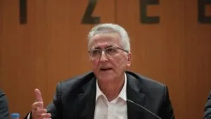 Γ. Παναγόπουλος: “Δεν παραιτούμαι από πρόεδρος της ΓΣΕΕ”