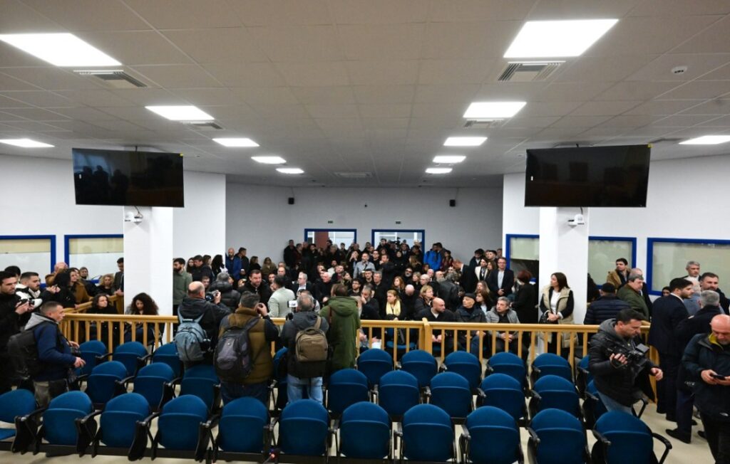 Στις 27 Απριλίου θα συνεχιστεί η δίκη για τα Τέμπη