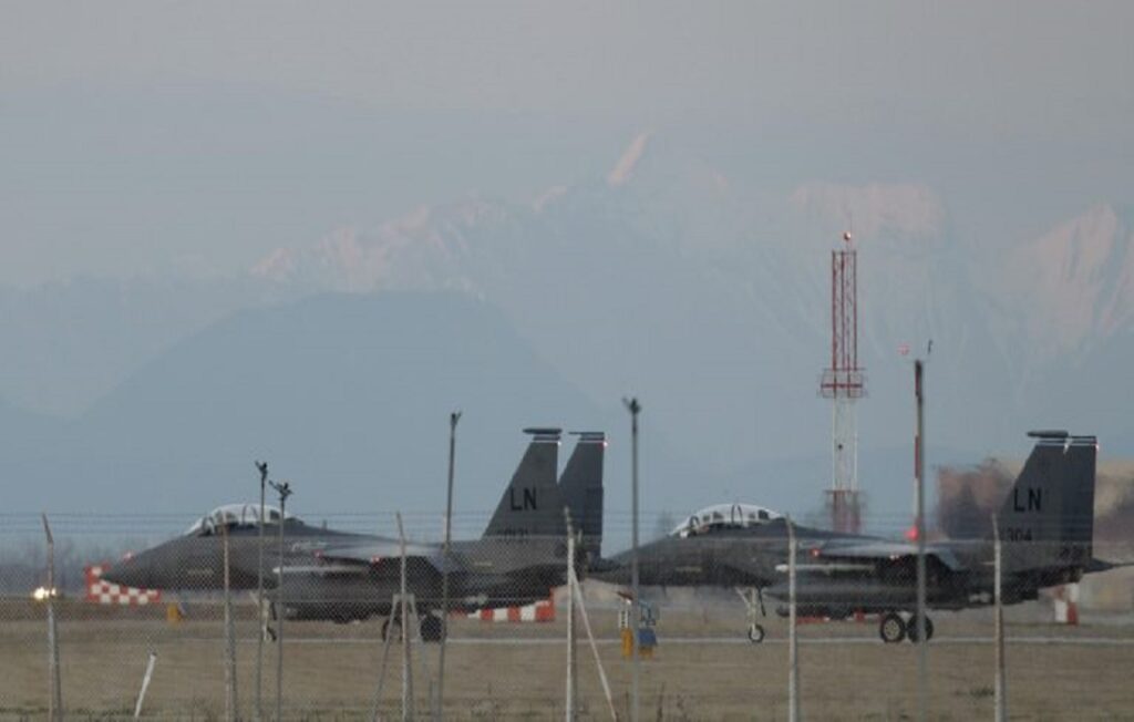 Η Μαδρίτη έκλεισε τον εναέριο χώρο της για τα αμερικανικά αεροσκάφη που συμμετέχουν στον πόλεμο στο Ιράν