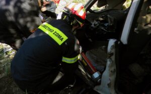 Χανιά: Αγροτικό έπεσε σε γκρεμό – Απεγκλωβίστηκαν δύο άτομα