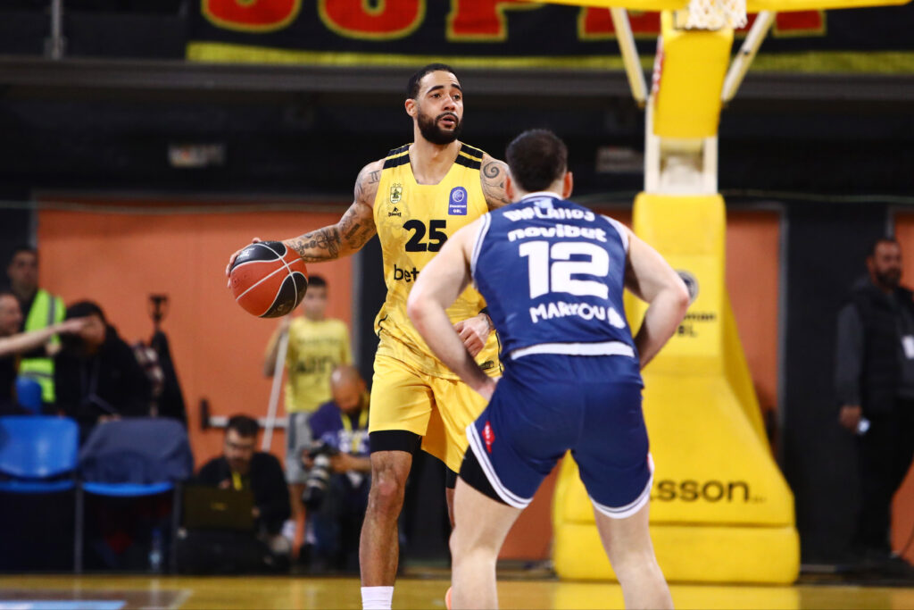 Άρης: Με προβλήματα ταξίδεψε για την Ρόδο