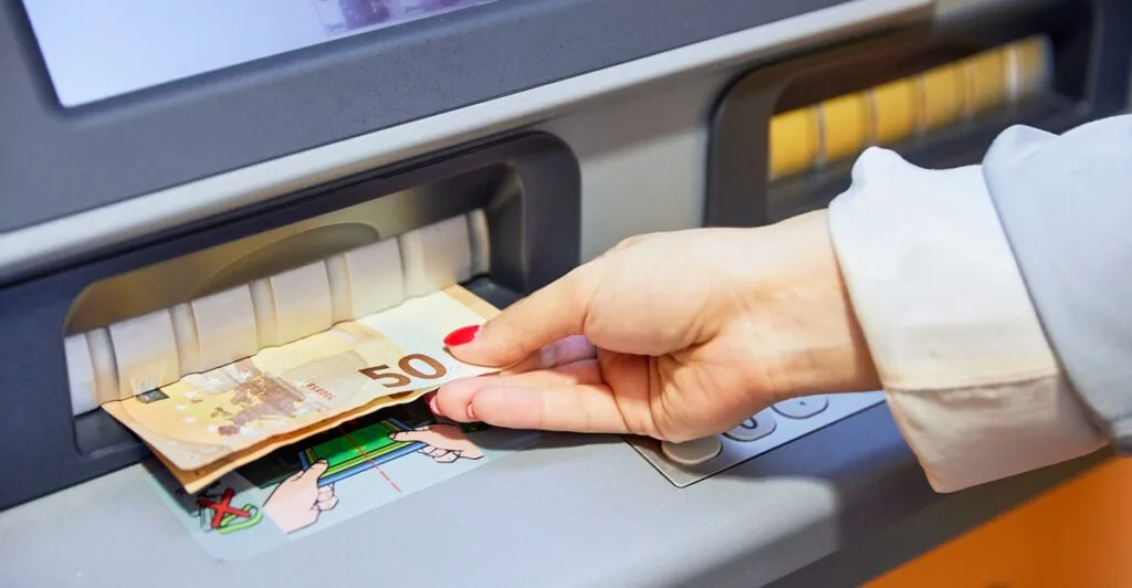 Επίδομα παιδιού Α21: Ξεκινούν οι πληρωμές της πρώτης δόσης