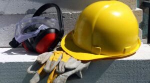 Αρτα: Χωρίς τις αισθήσεις του ανασύρθηκε εργάτης που καταπλακώθηκε μετά από κατολίσθηση χωμάτων