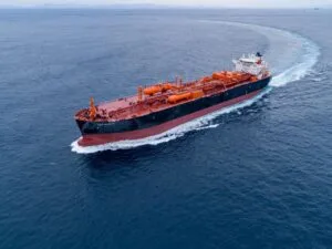 Ραγδαίες οι εξελίξεις στη διεθνή ναυτιλία: Εκρηκτική άνοδος τιμών στις ασφαλιστικές εταιρείες