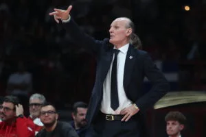 Άρης: Σενάρια για Ιβάνοβιτς και Άρη