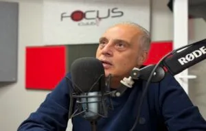 Κυριάκος Βελόπουλος: «Γιατί δεν κάνουν, μήνυση όσοι εμπλέκονται στις υποκλοπές»;