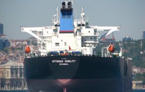 Τουρκικό πετρελαιοφόρο χτυπήθηκε από drones στη Μαύρη Θάλασσα