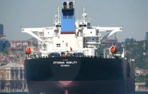 Τουρκικό πετρελαιοφόρο χτυπήθηκε από drones στη Μαύρη Θάλασσα