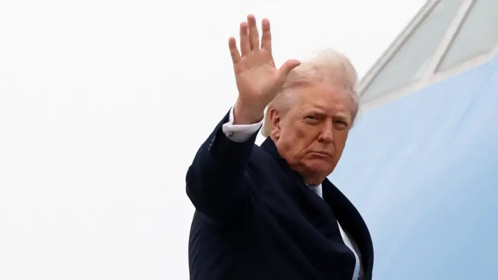 Ο Τραμπ αναβάλει τις επιθέσεις σε ενεργειακές υποδομές του Ιράν για 5 μέρες