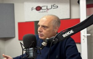 Ο Κυριάκος Βελόπουλος αποδόμησε στον Focus FM 103.6 τα μέτρα- κοροϊδία για την ακρίβεια