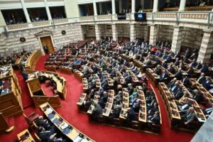 «Η πολιτική ευθύνη των σκανδάλων, της διαφθοράς, της σαπίλας είναι στον ίδιο τον κ. Μητσοτάκη»