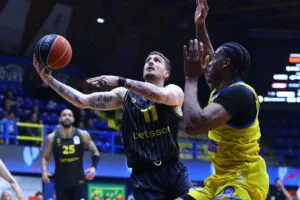 Άρης: Έχασε στο Περιστέρι – Κράτησε την διαφορά