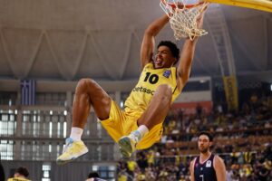 Ο Άρης νίκησε και κράτησε την 5η θέση