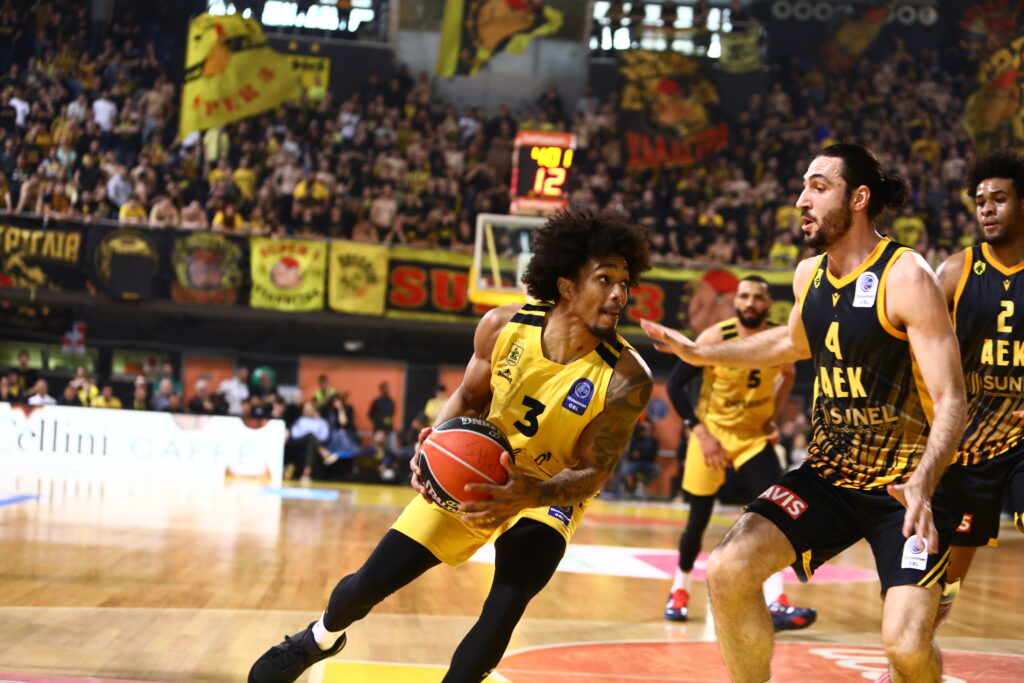 Αυτοκράτορας ο Άρης – Νίκησε και την ΑΕΚ